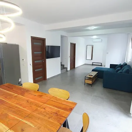 הוילה בוקרשט Mrs House 1 מראה חיצוני תמונה